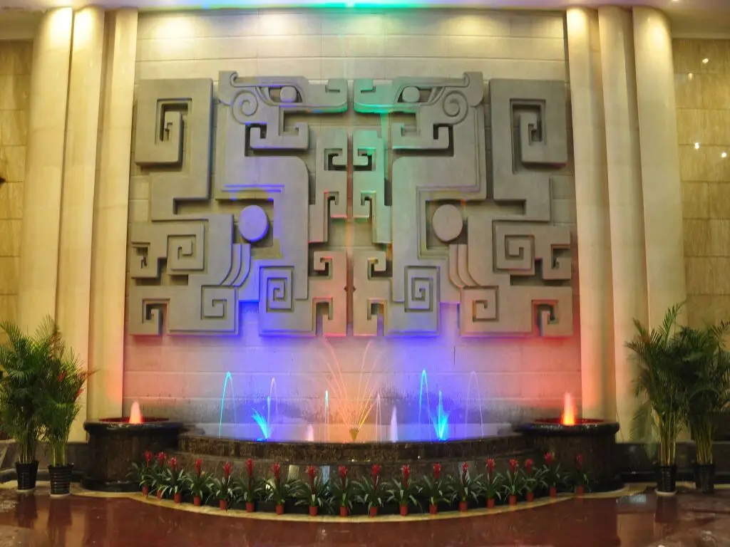 Xian Long Hai Hotel — фото 1