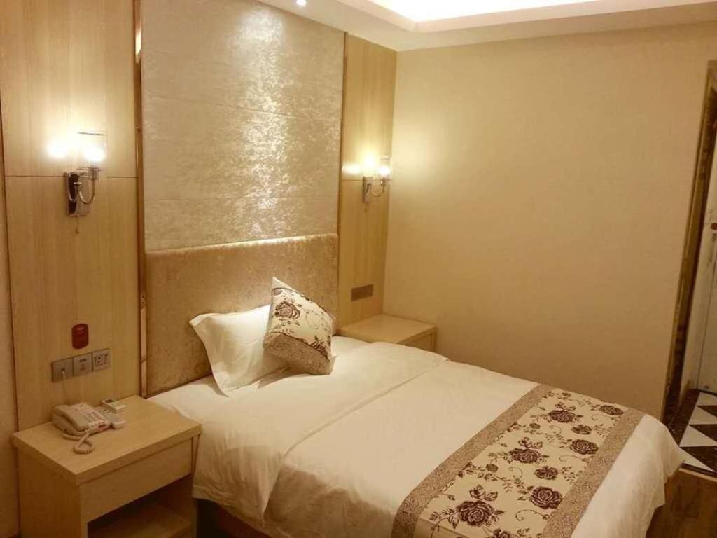Нинбо: Elan Ningbo Qianhutiandi