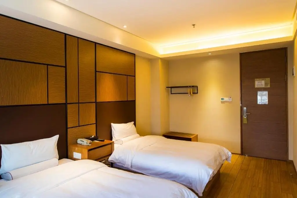 Нанкин: Ji Hotel (Nanjing Chaotian Palace)
