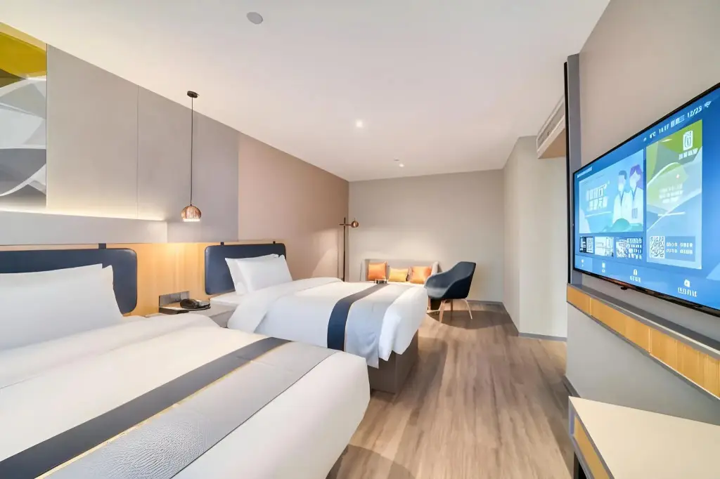 Хучжоу: Hi Inn Huzhou Huqi Road
