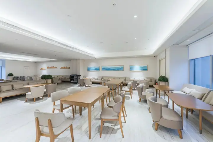 Шанхай: Ji Hotel (Necc, Shanghai Xujing)