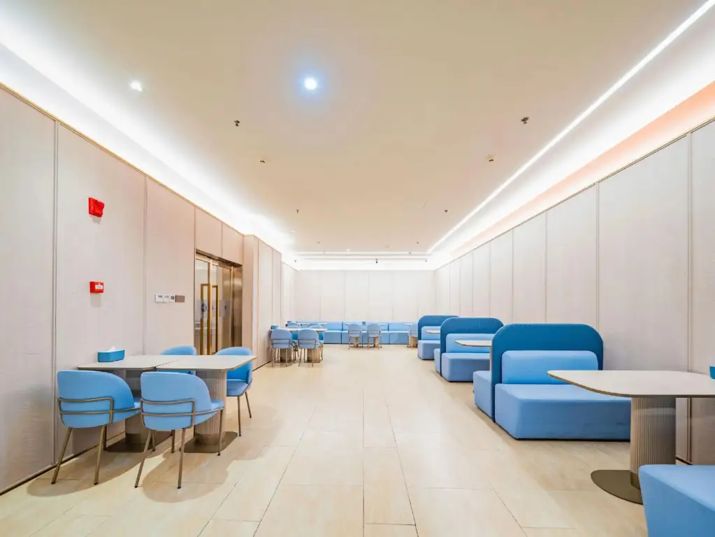 Чэнду: Hanting Express Chengdu Longqunyi