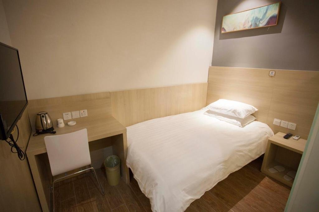 Ханчжоу: Hanting Hotel Hangzhou Xiwu Avenue Railway Station