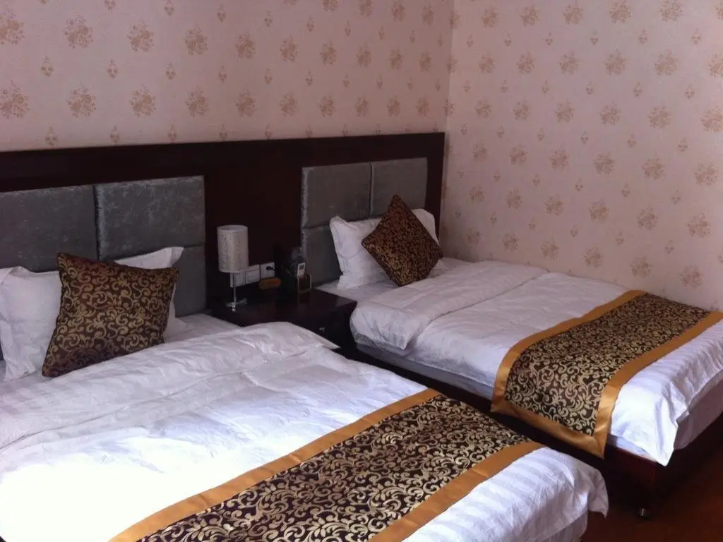 Чэнду: Chenxin Business Inn