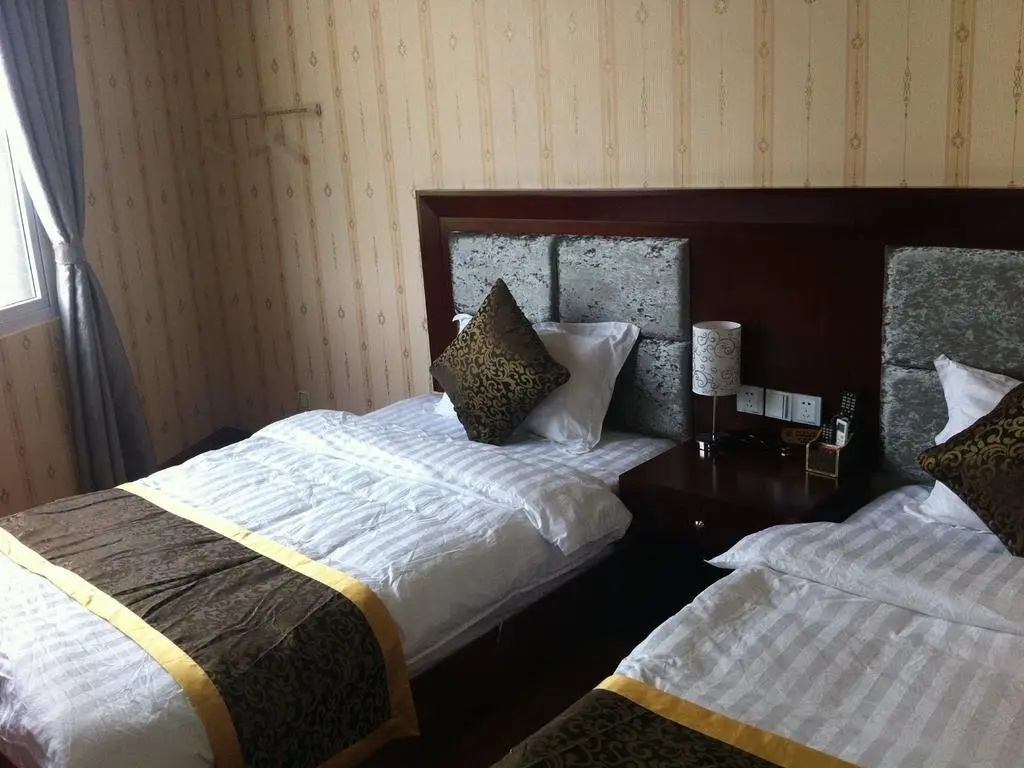 Чэнду: Chenxin Business Inn