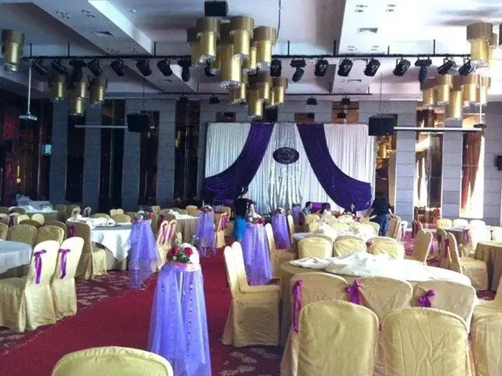 Чунцзо: Xiangcheng International Hotel