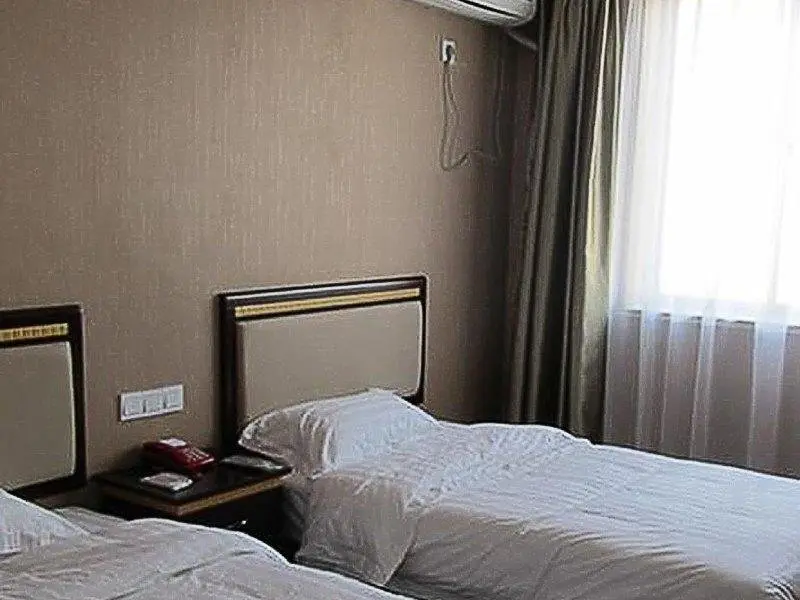 Вэйхай: China Rushan Champs Elysees Hotel