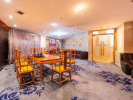 Дунгуань: East River International Hotel