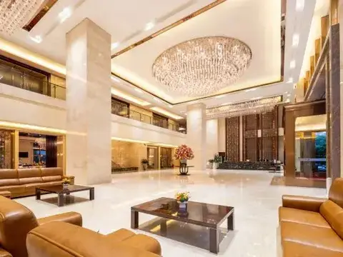 Juncheng Higher Quarter Hotel — фото 1