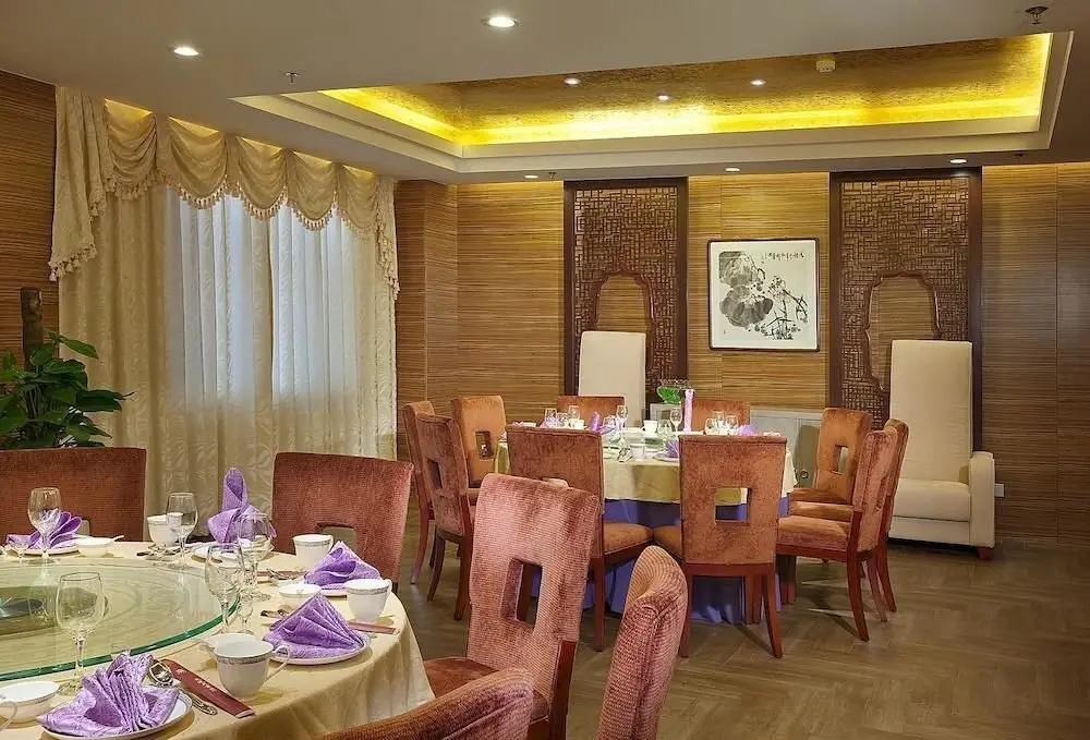 Чэндэ: Chengde Tianbao Hotel