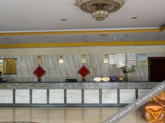 Yuquan Hotel — фото 1