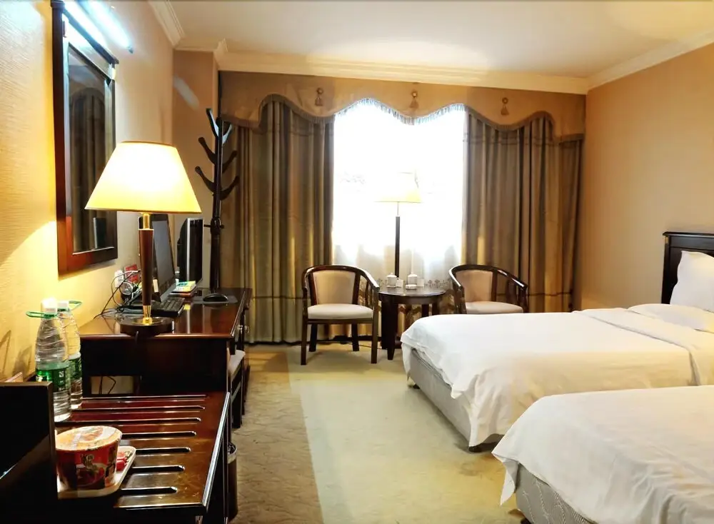Чжэнчжоу: Peak Hotel