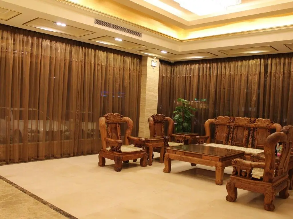 Чжуншань: Xinte Hengtai Hotel