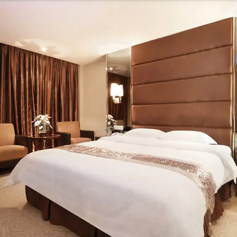 Чжуншань: Junyi Hotel