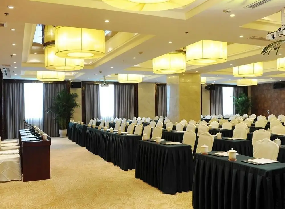 Чэнду: Yinsheng International Hotel