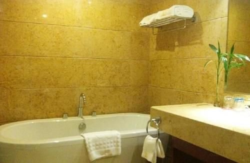 Чэнду: Yinsheng International Hotel