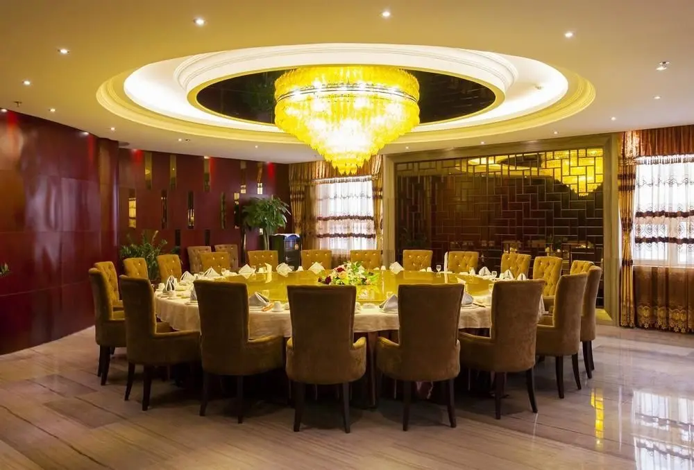 Вэйхай: Rongcheng Celebrity Hotel High Speed Rail Station Shop