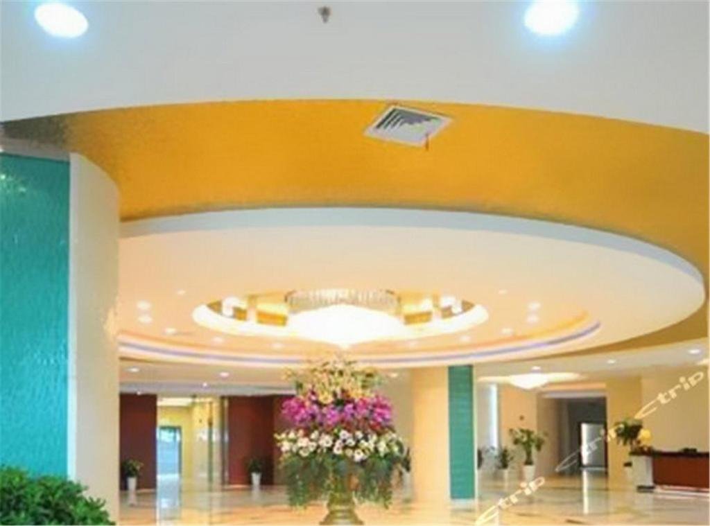 Шанхай: Metropolo Jinjiang Hotel Kunshan Kun Theatre