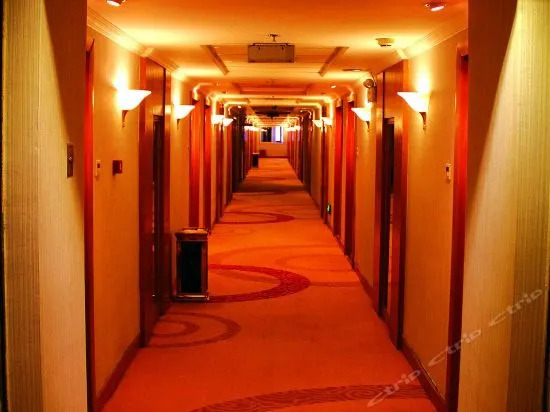 Чжэнчжоу: Jinhe Hotel