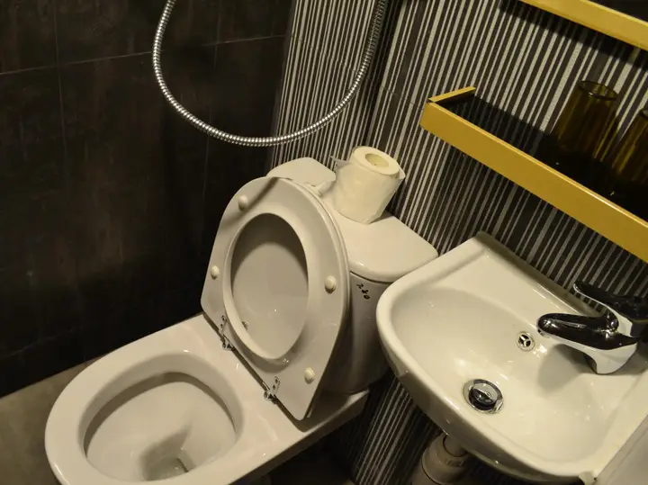 Гонконг: Fuk Hua Travel House