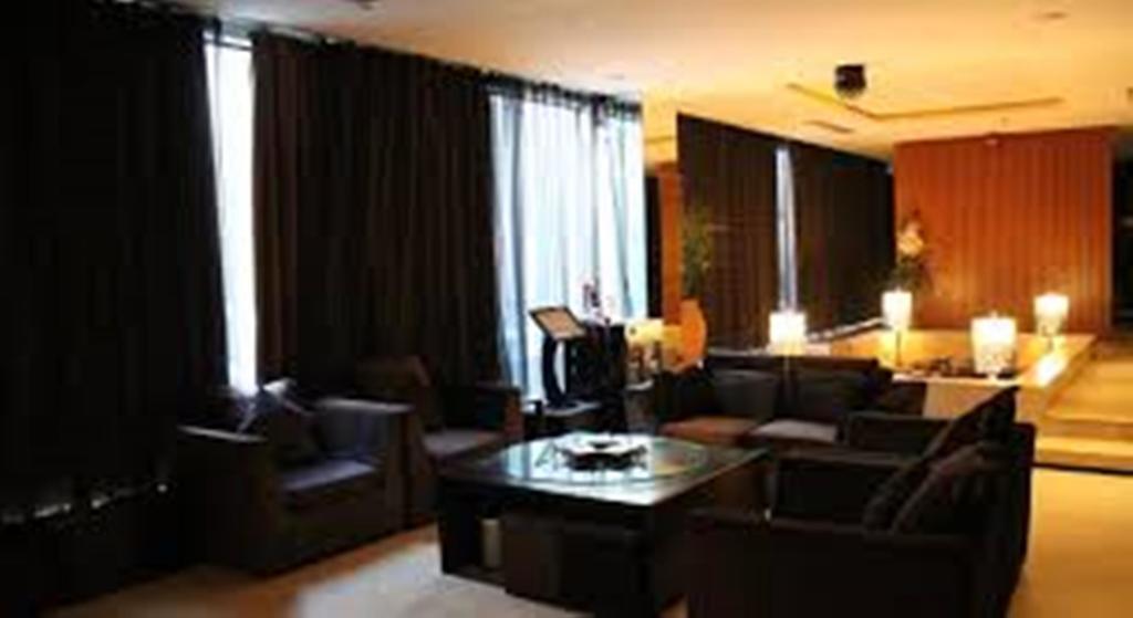 carousel image 2