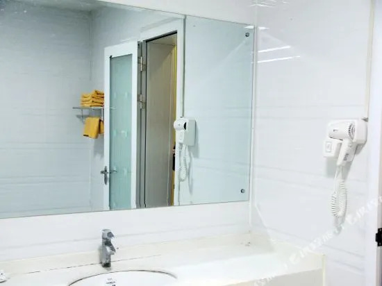 Лиаоченг: Dongcheng Grand Hotel