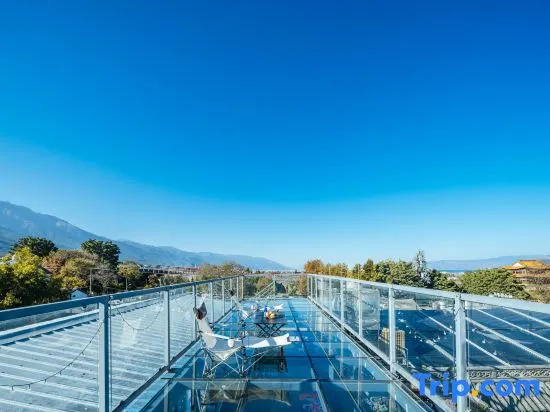 Дали: Dali Tingyun Bieyuan Garden Homestay