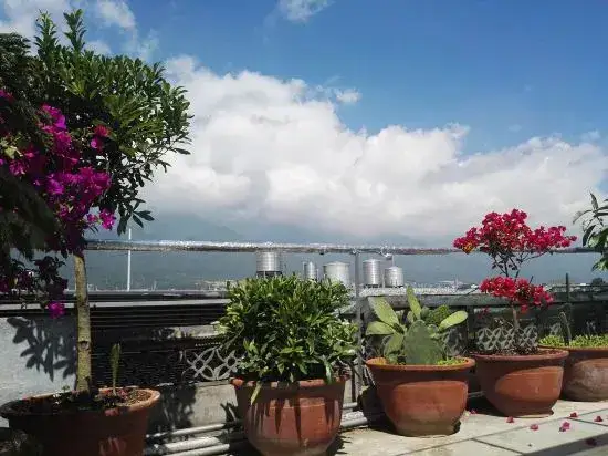 Дали: Li Zhongxia Hostel