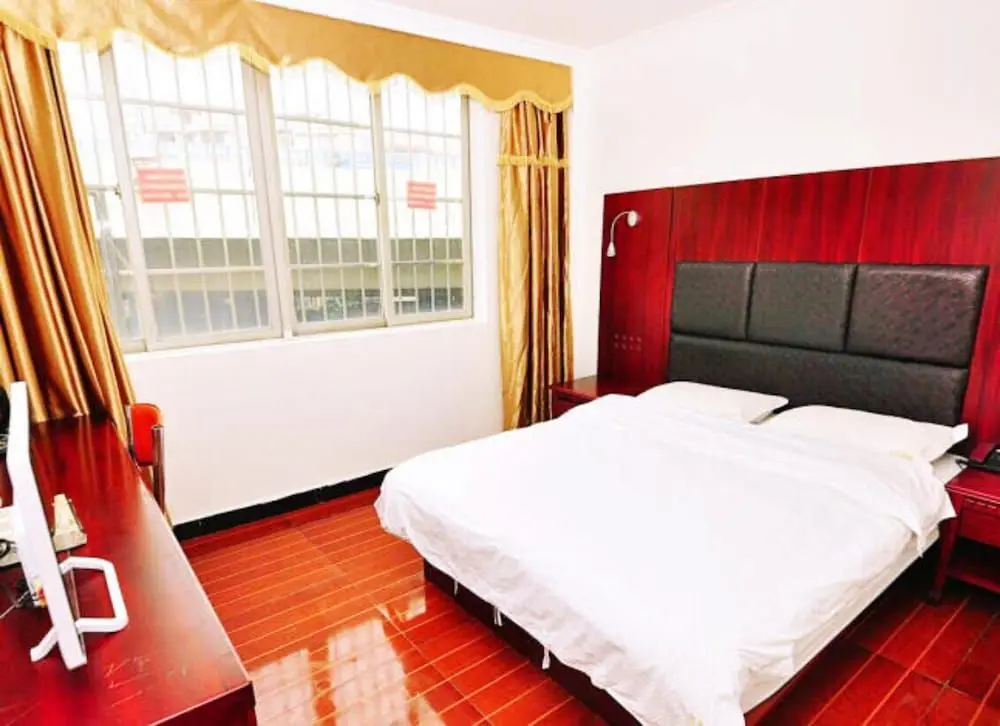 Гуанчжоу: Yimi Hotel Sanyuanli Metro Station