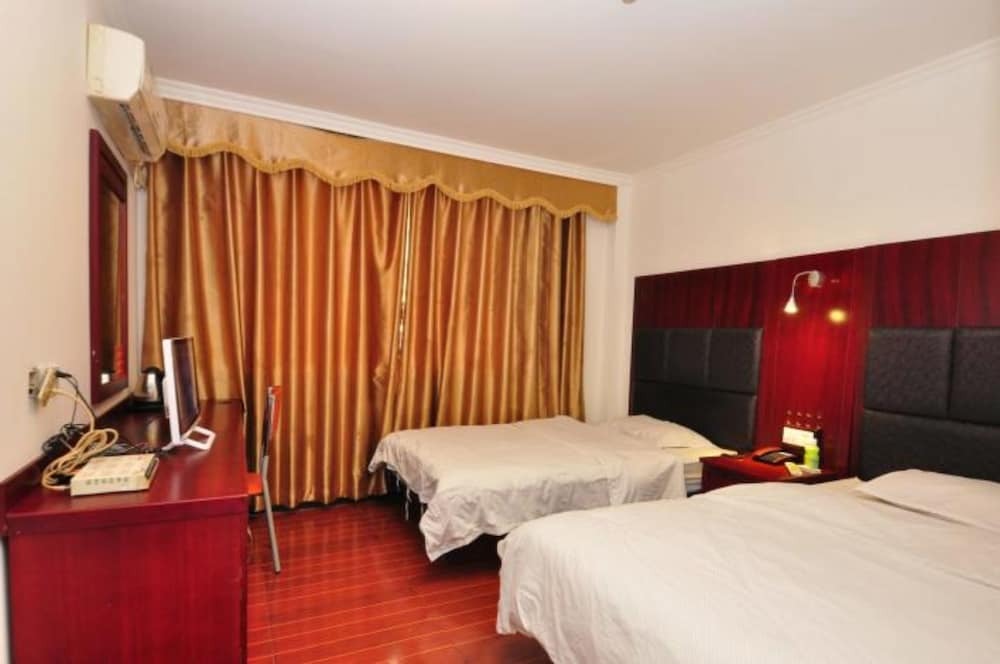Гуанчжоу: Yimi Hotel Sanyuanli Metro Station