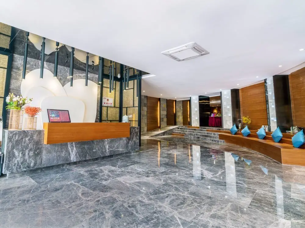 Куньмин: Yunman Hotel Kunming Donghua