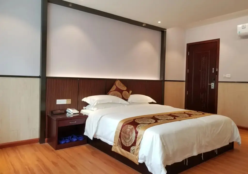 Дунгуань: The Dragons Hotel