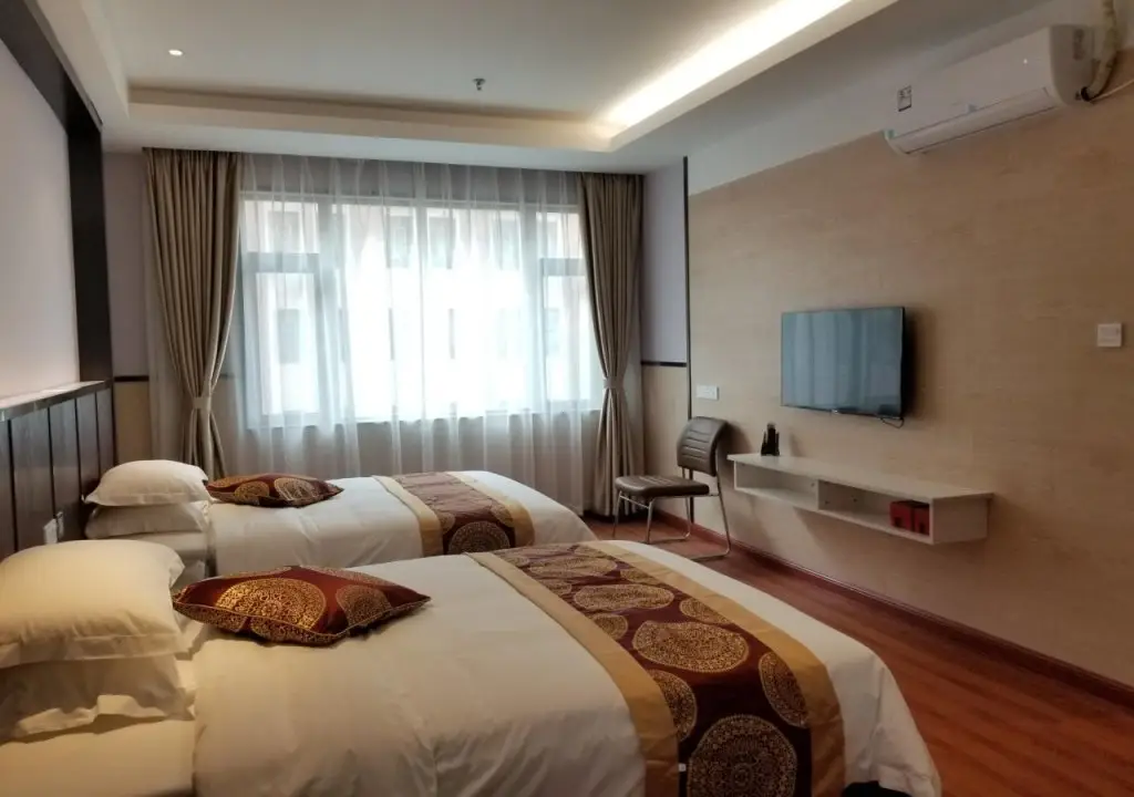 Дунгуань: The Dragons Hotel