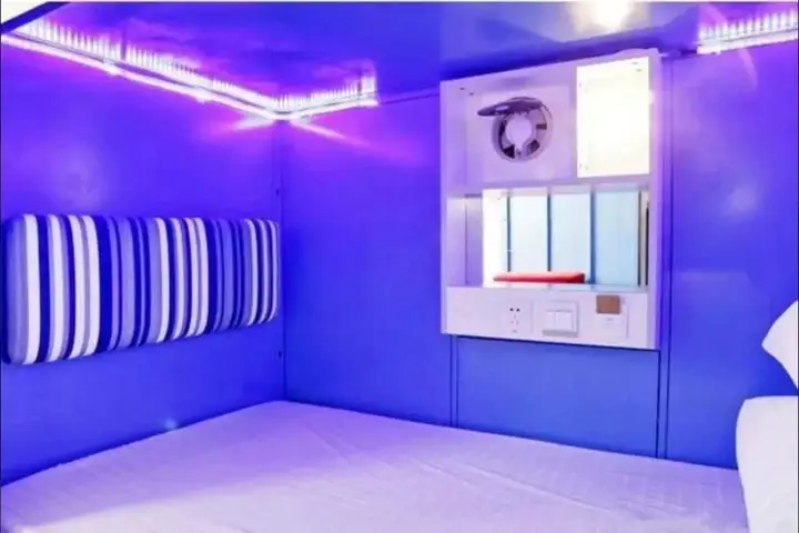 Шэньчжэнь: Tinglan Capsule International Youth Hostel