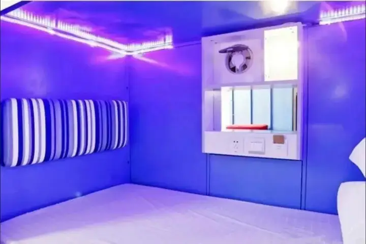 Шэньчжэнь: Tinglan Capsule International Youth Hostel