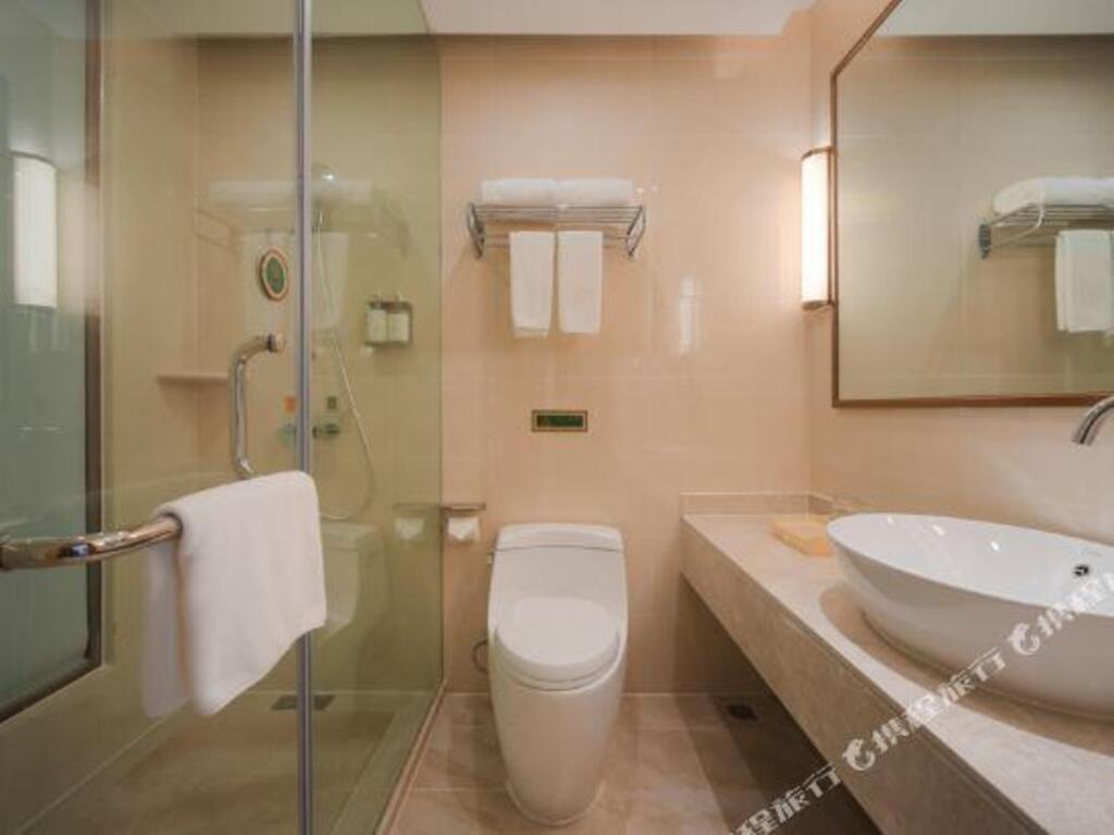 Ляньюньган: Huaiyan Hotel