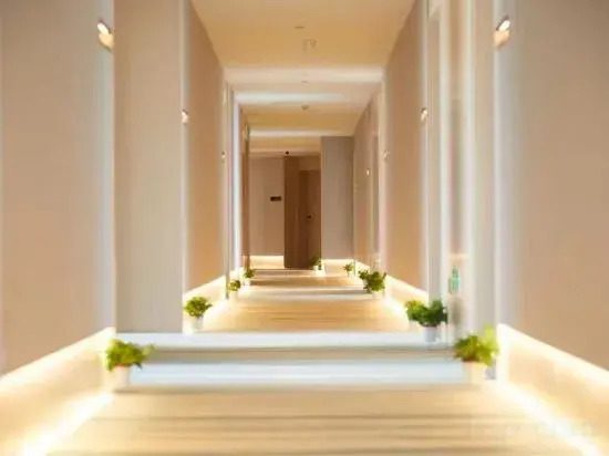 Фучжоу: Crown Hotel Junyue