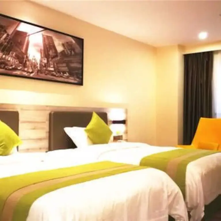 Чжуншань: Dongyue Hotel