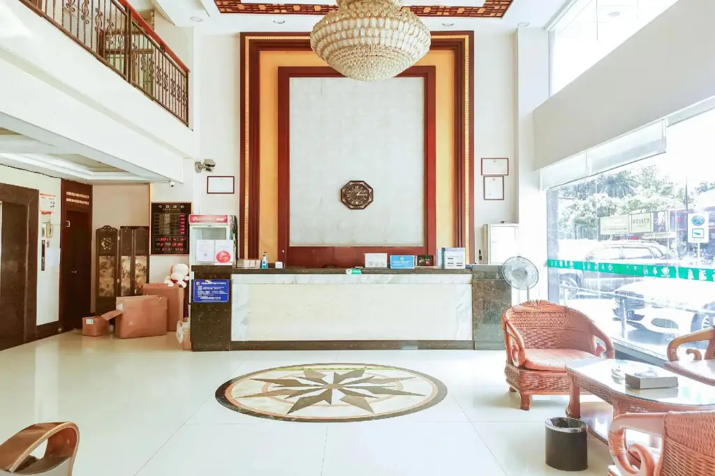 Чжуншань: Huayu Hotel