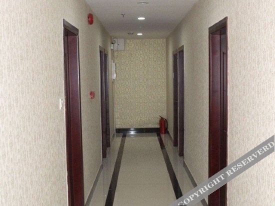 Чжуншань: Shengping Hotel