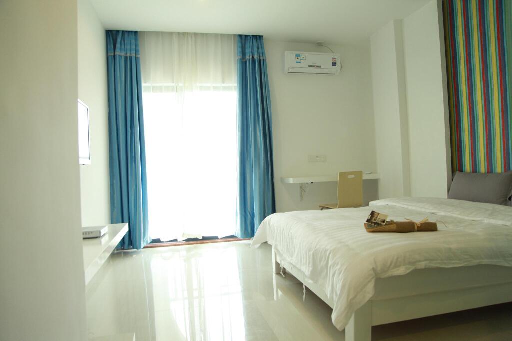 Чжуншань: Ju Zhan Fashion Hotel