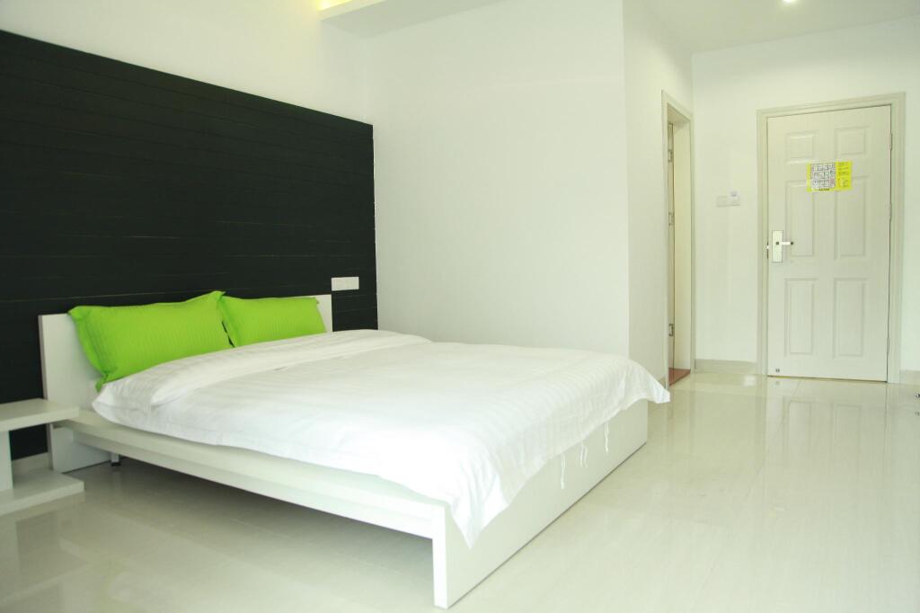 Чжуншань: Ju Zhan Fashion Hotel