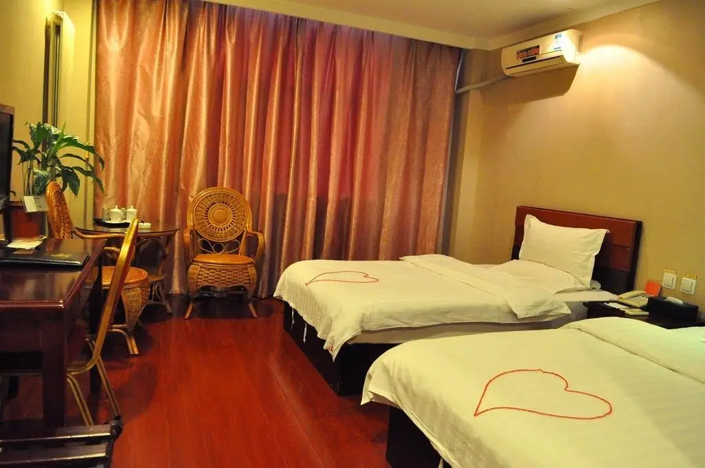 Sundo Carnival Business Hotel — фото 1