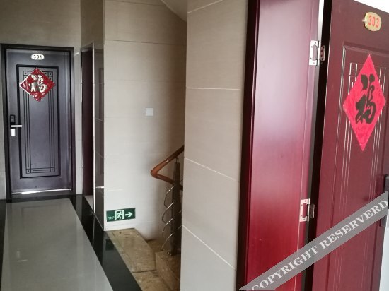 Дали: Tianyuan Hotel (Dali Railway Station Store)