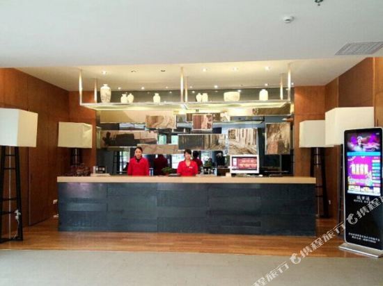 Haifanxing Chain Hotel-Light Luxury (People's Hospital) — фото 1