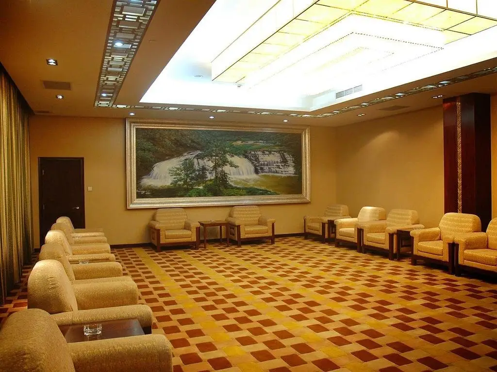 Пекин: Beijing Luhong Hotel