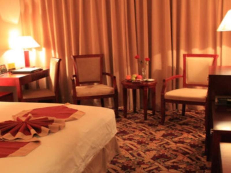 Дали: Dali Meideng Hotel