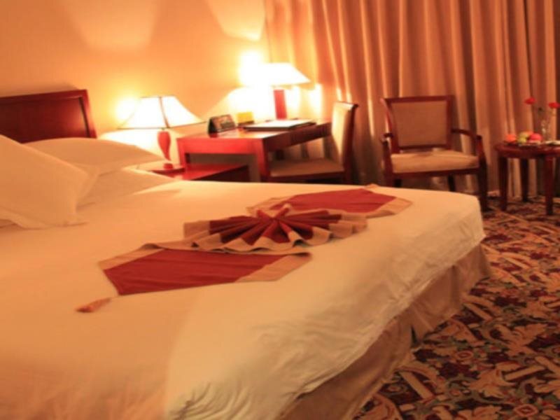 Дали: Dali Meideng Hotel