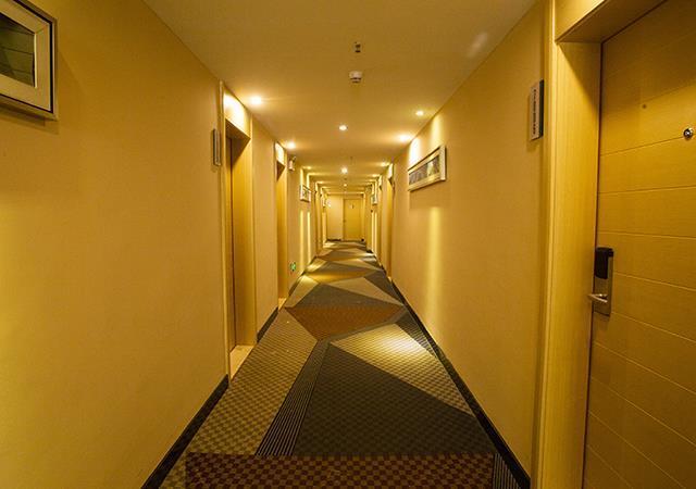 Хуанган: City Comfort Inn Huanggang Luotian Qiaonan
