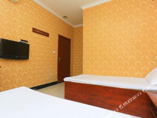 Хуанган: Huanggang Yayue Hotel